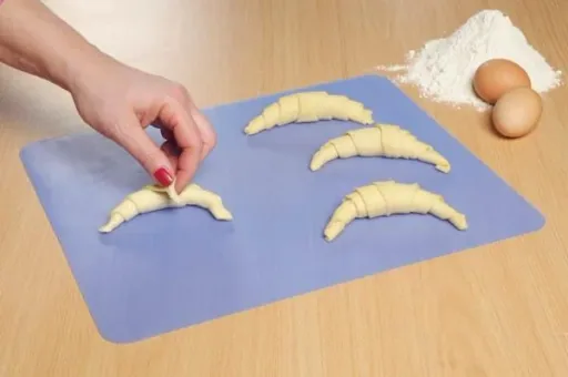 Silicone baking foil