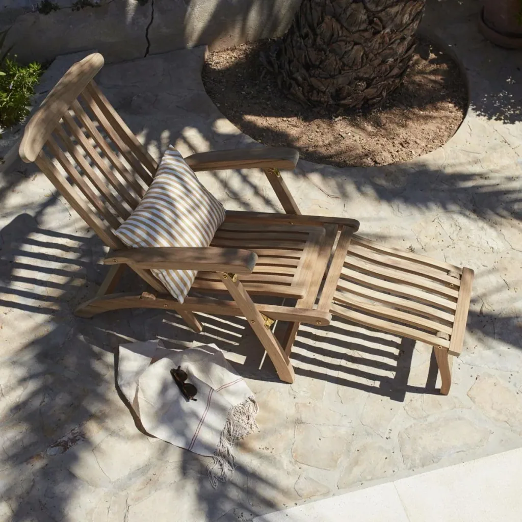 Sun lounger "Queen Mary" acacia wood