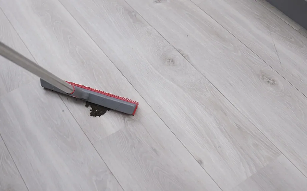 Rubber broom attachment with squeegee
