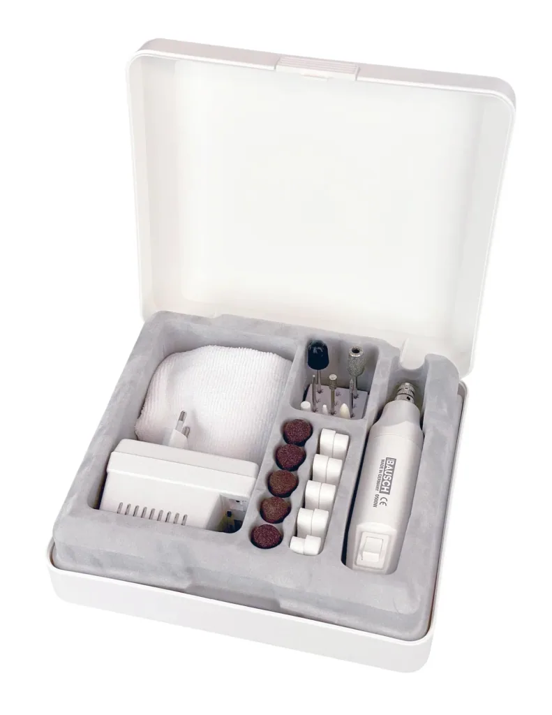 Manicure/pedicure set, with all-round light, 13 pieces
