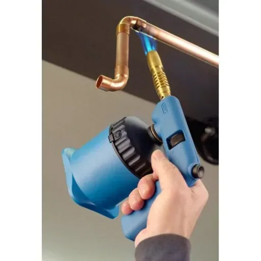 Soldering torch PZP7000 with 3 gas cartridges, equipped with piezo ignition and usable in all positions