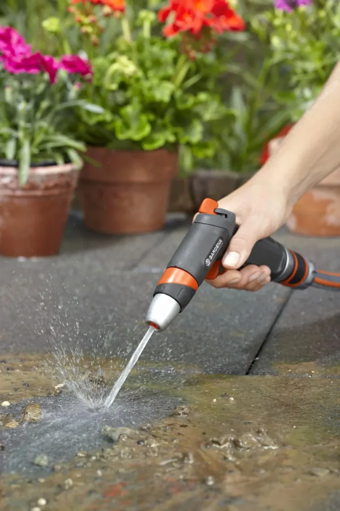 Premium cleaning syringe