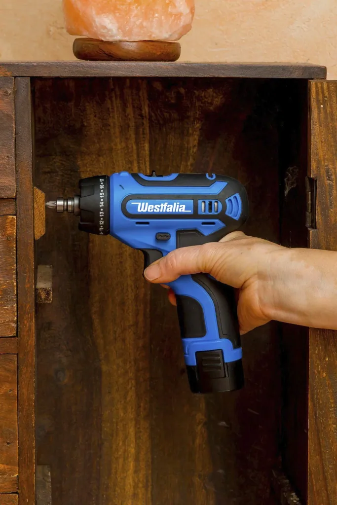 Cordless drill driver 10.8 V Li-Ion with removable keyless chuck