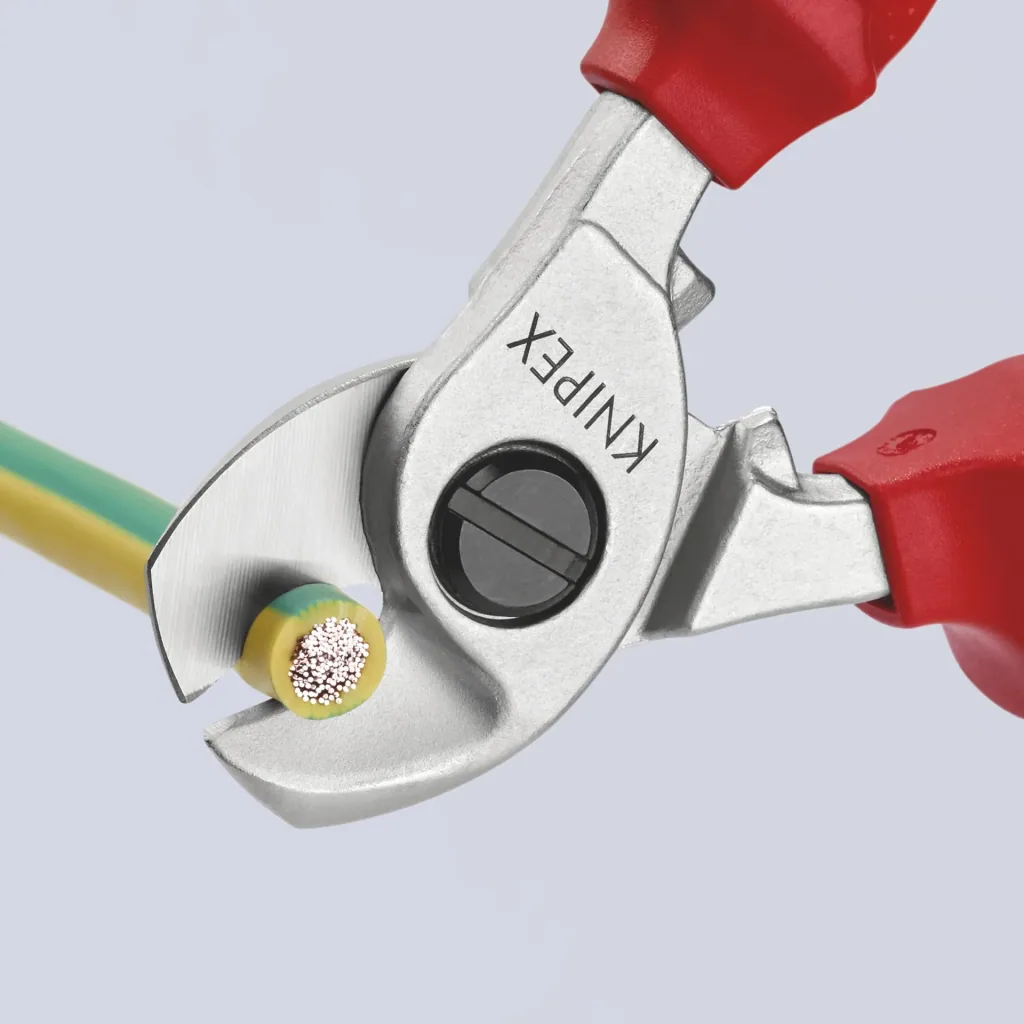 Insulated cable cutters with multi-component grips 165 mm