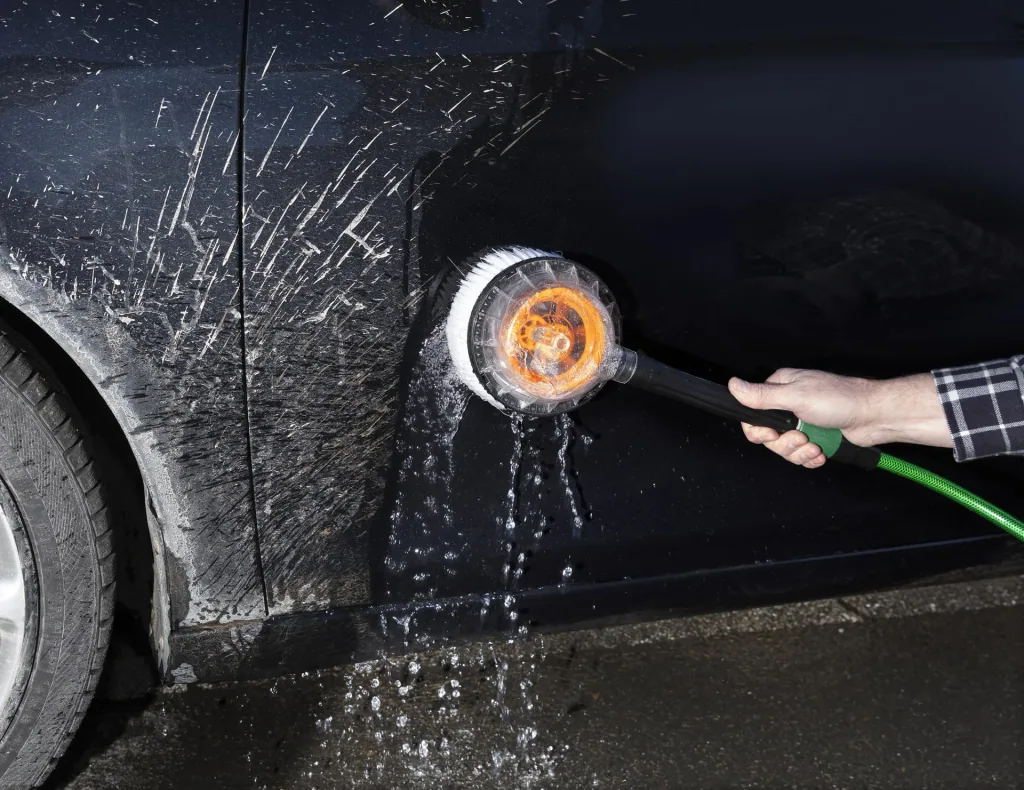 Rotating washing brush "Turbo Jet"