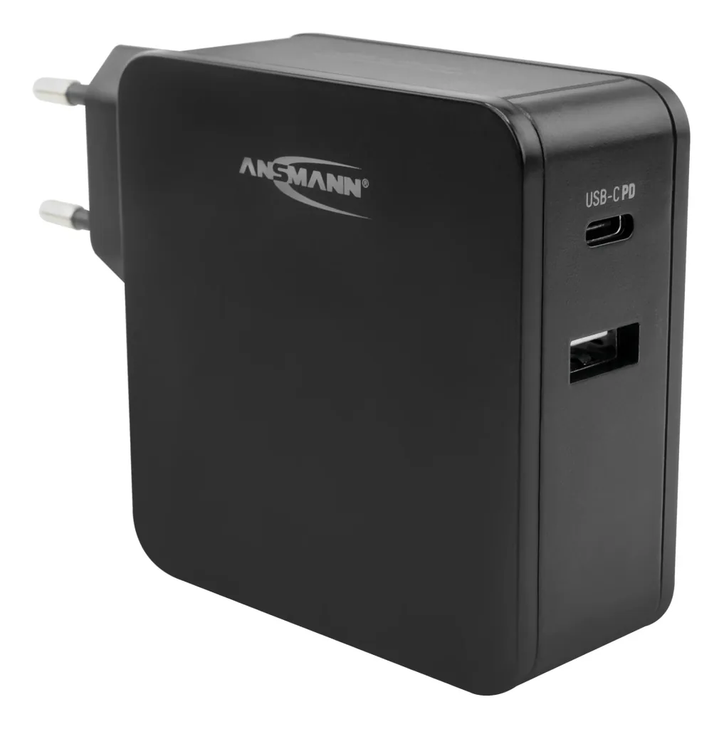 USB charger USB-A and USB-C with 45 watts