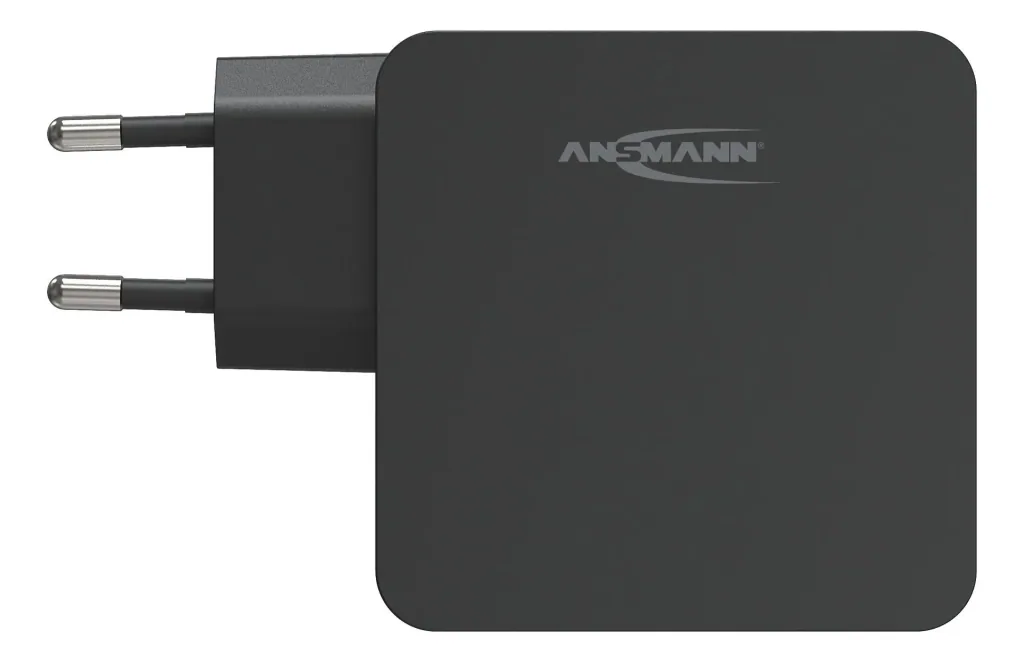 USB charger USB-A and USB-C with 45 watts