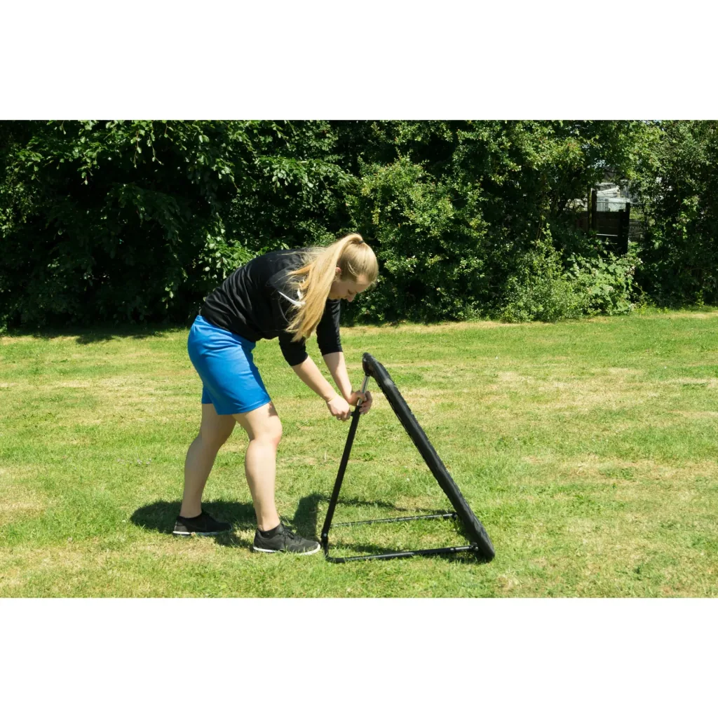 Soccer rebounder 90