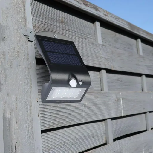 VT-767-2 LED solar outdoor lighting - 1.5W - 220Lm - black