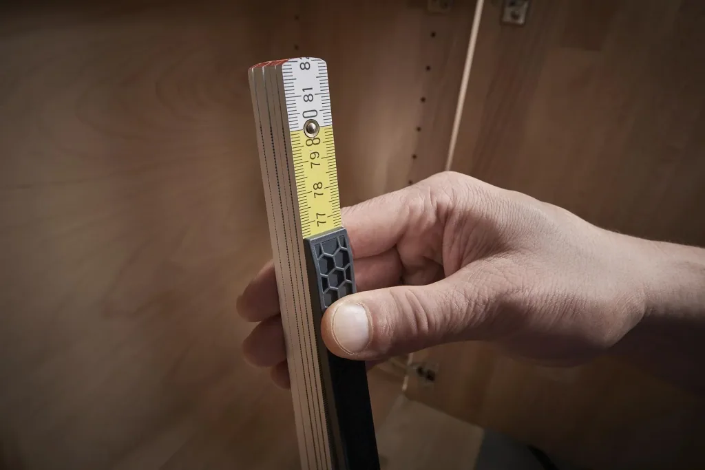Internal dimension adapter for folding rules