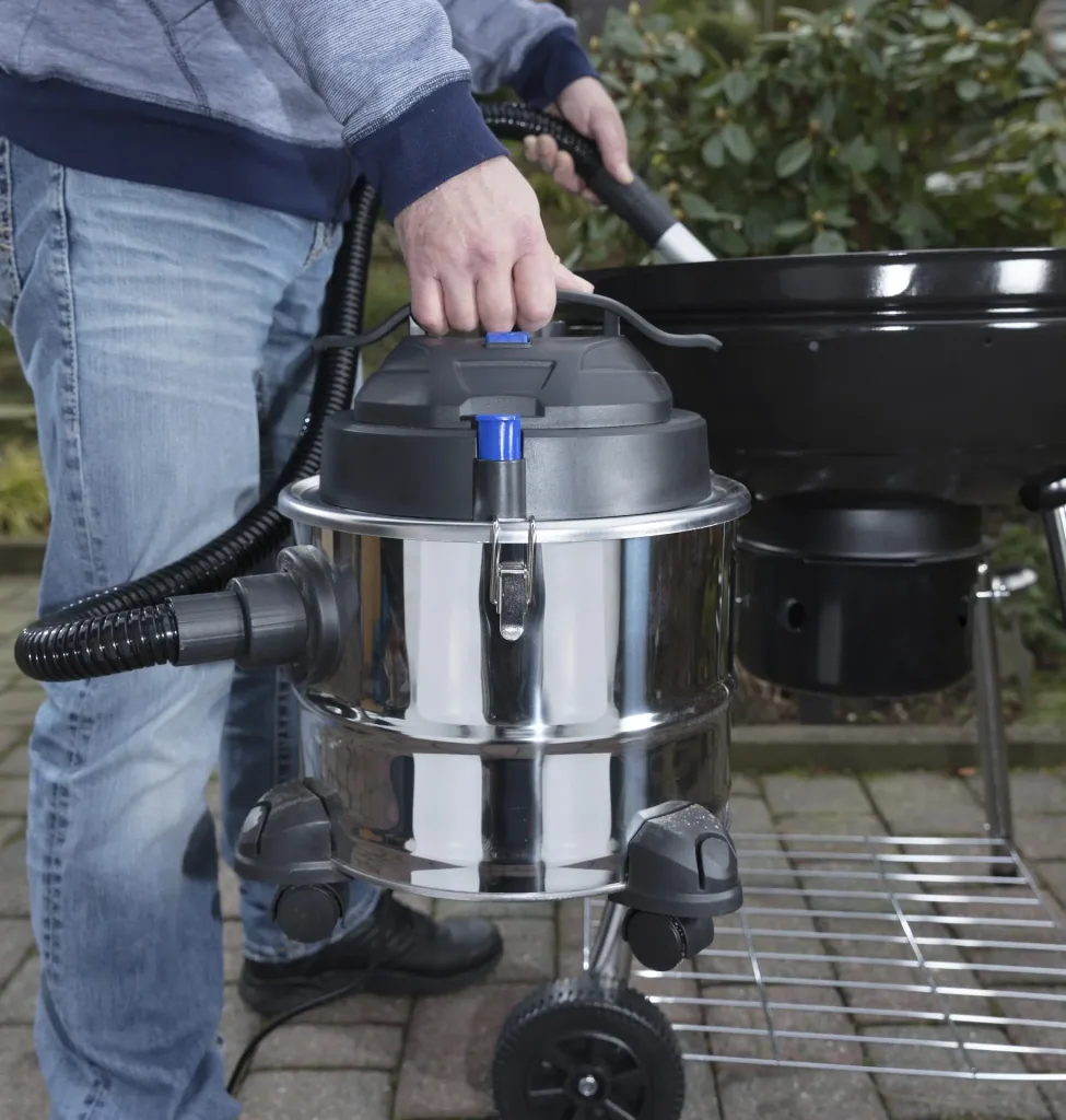 Ash vacuum cleaner AS15L, stainless steel, 800 watts, 15 L