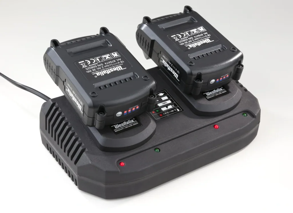 Cordless air compressor set