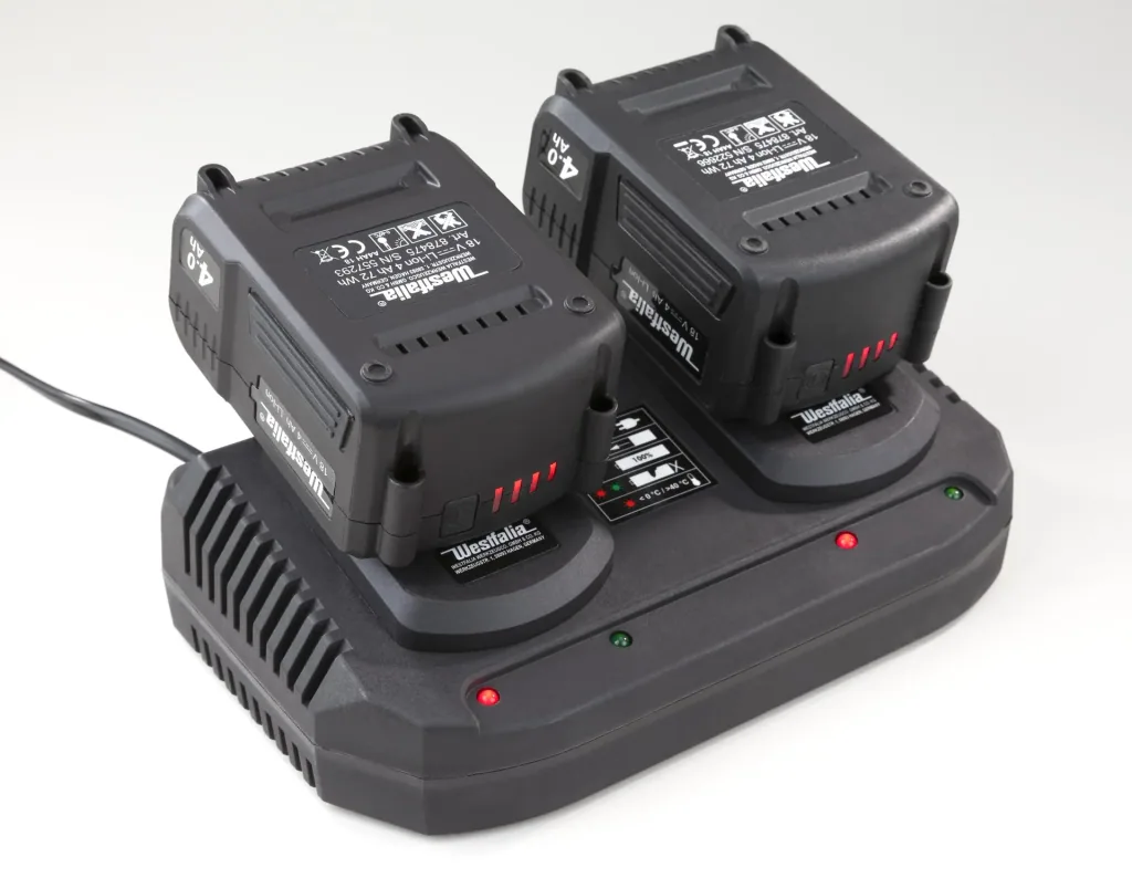 Cordless air compressor set