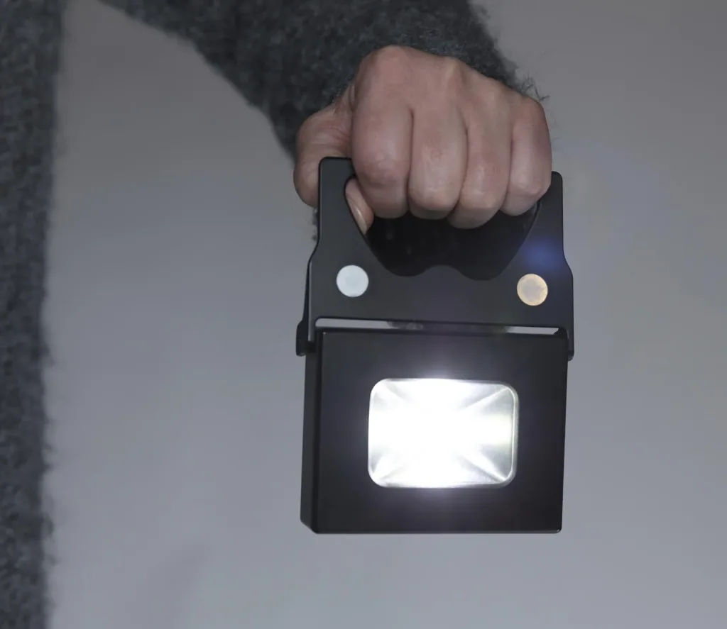 Mini battery LED floodlight with power bank