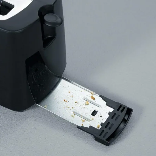 Toaster - 700 Watts - Black