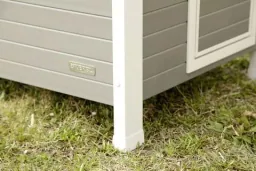 Eco-plastic coop "Barney" for chickens - UV and weather resistant