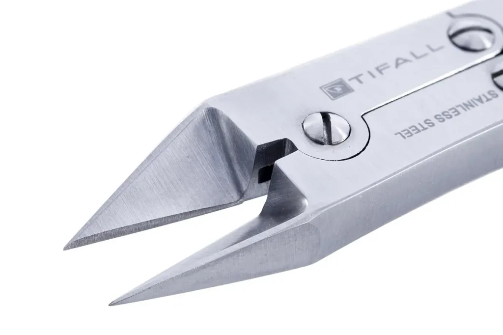Corner pliers with double gear ratio including case and nail files