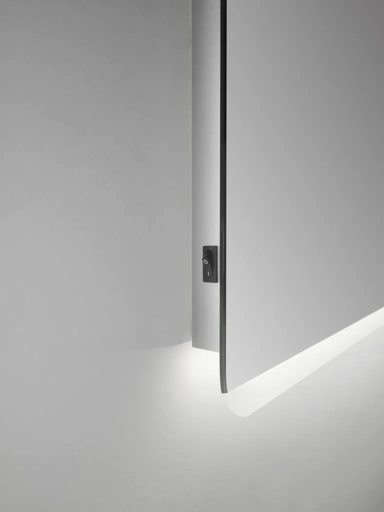 Bathroom mirror with lighting, "Chic" - 50 x 70 cm - Light color neutral white