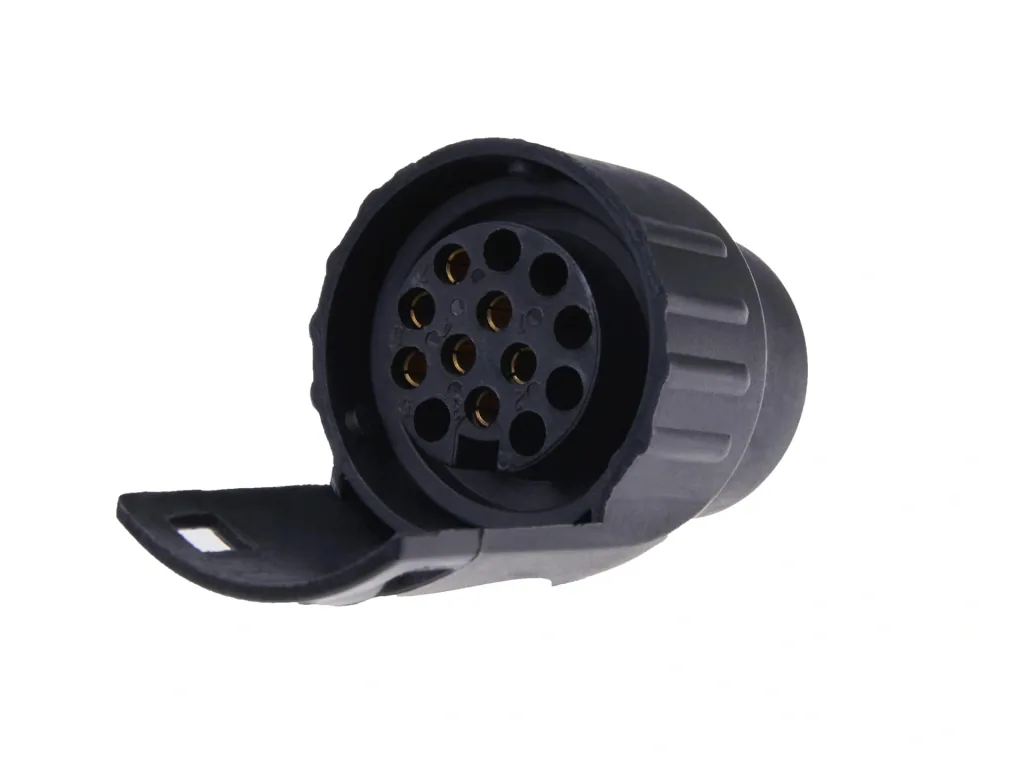 Trailer short adapter, 7 to 13 pin