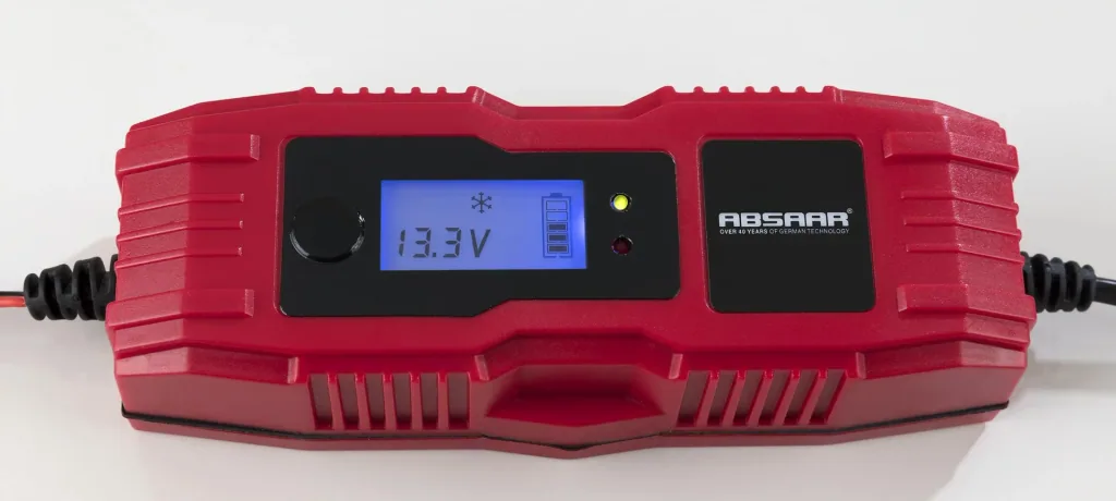 Battery charger 6/12 Volt - 4 Ampere