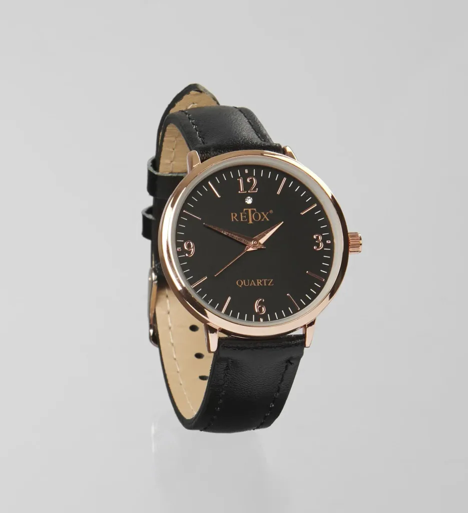 Elegant men's and women's watch set in rose gold look with genuine leather strap
