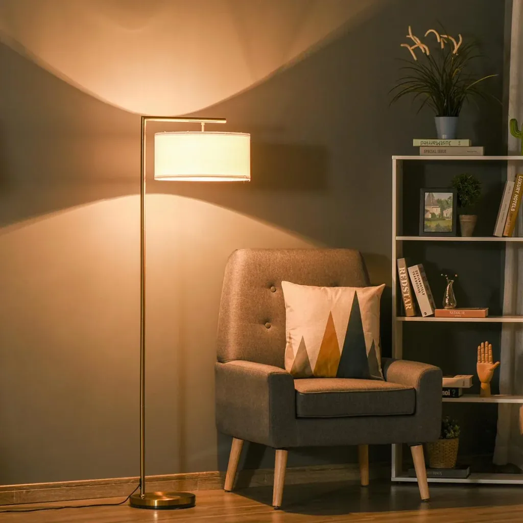 Floor lamp with linen shade gold/white