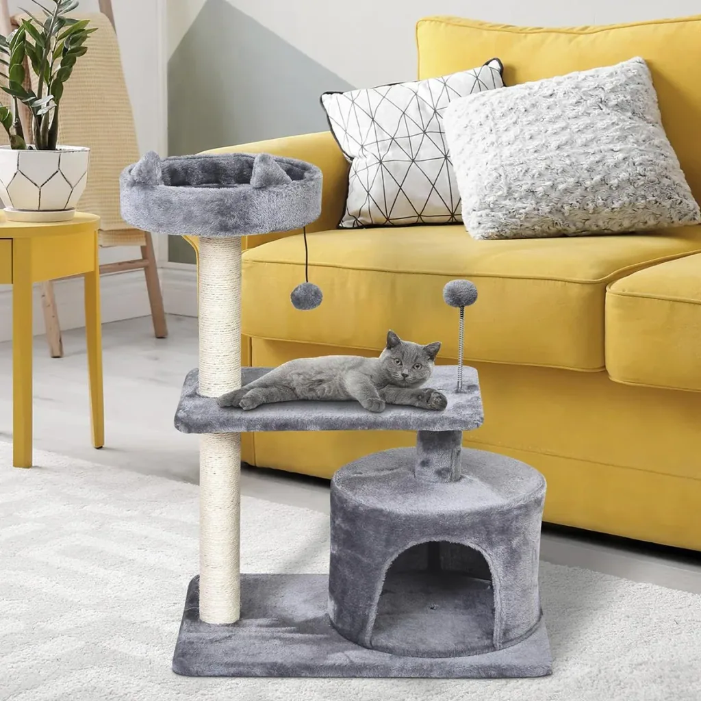 Scratching post with cat cave
