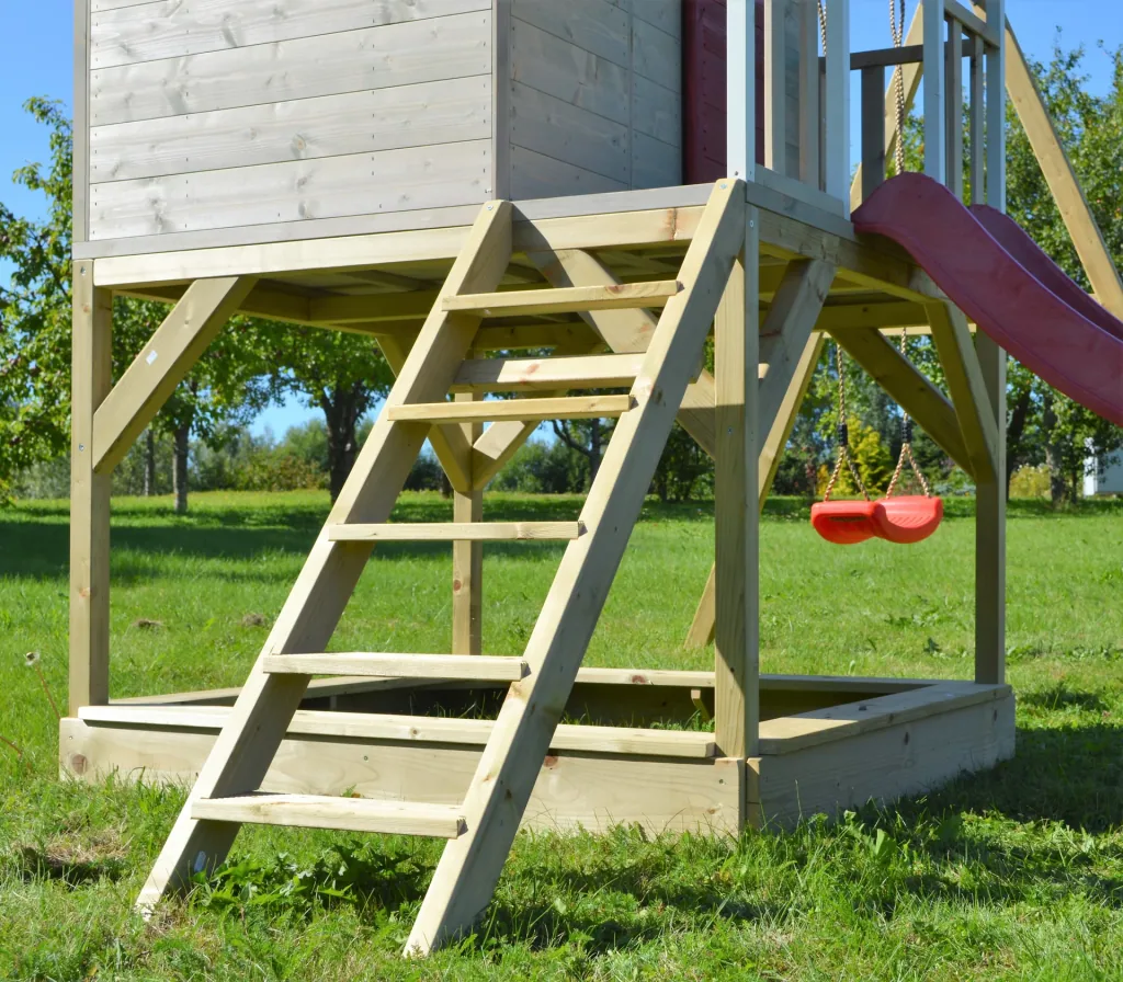 Alpaca playhouse