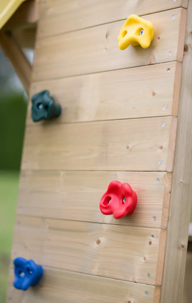 Pelican play tower