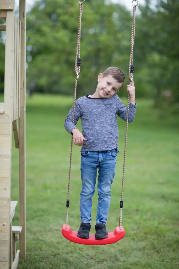 Pelican play tower