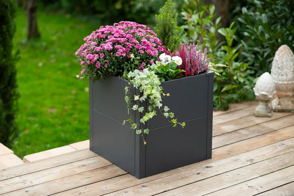 Westmann Plantenbak Talus S Metaal antraciet