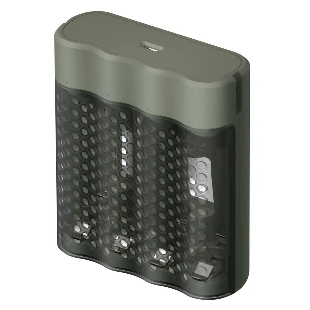 USB fast charger for 4 AA / AAA NiMH batteries including 4 ReCyko Mignon (AA) NiMH batteries with 2600 mAh