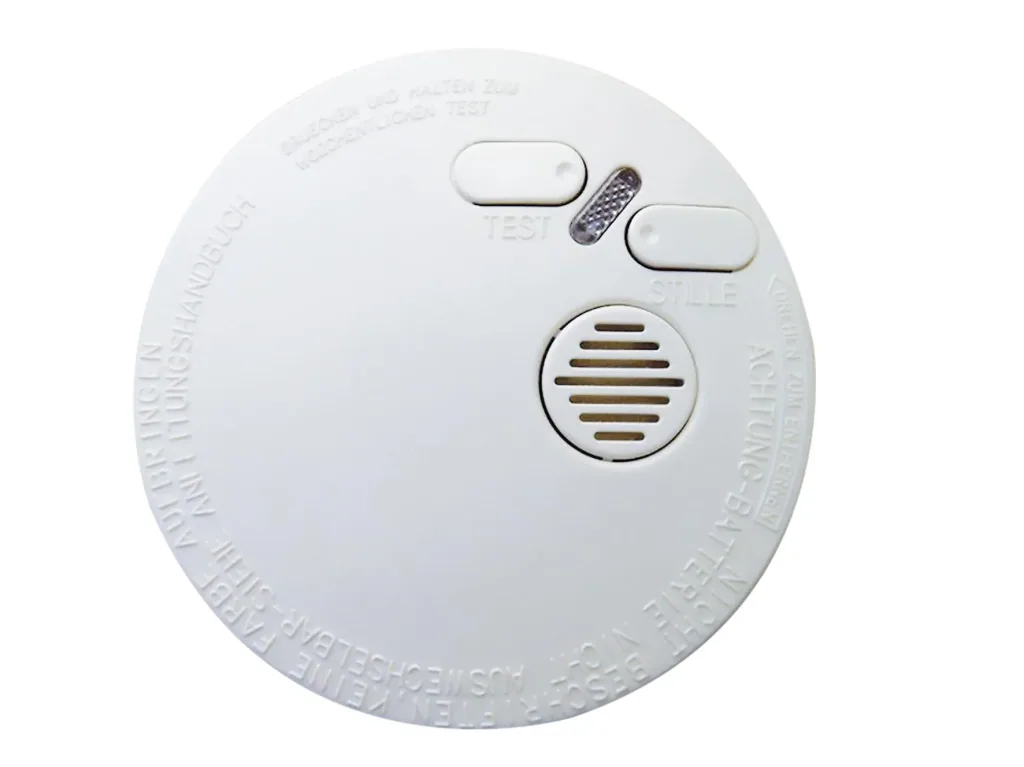 Smoke detector with 10-year lithium battery