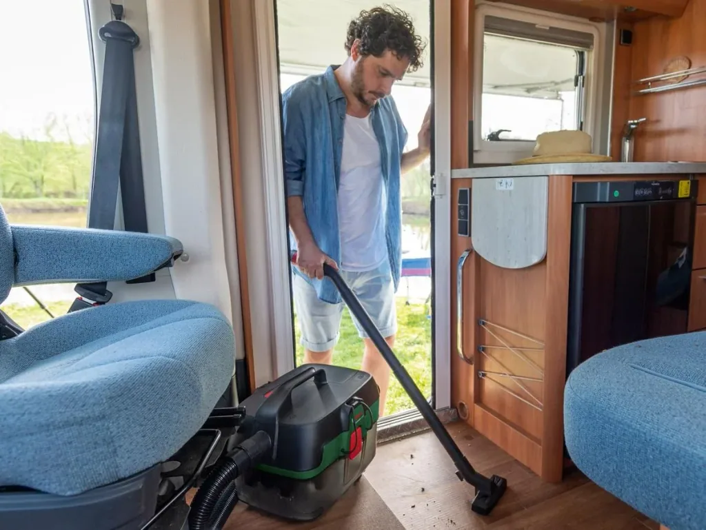 Cordless all-purpose vacuum cleaner AdvancedVac 18V-8