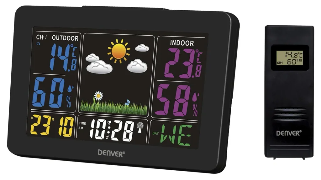 Weather station with color display and radio clock