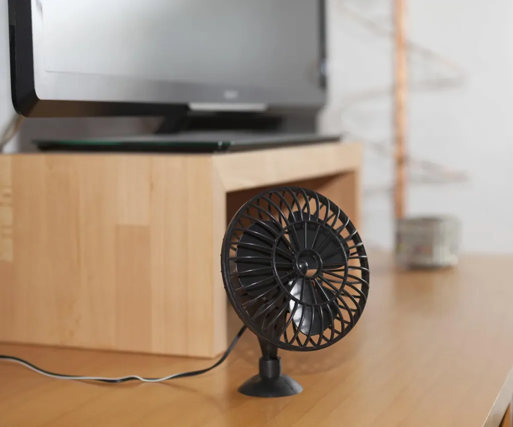 Car fan 12 volt, easy installation
