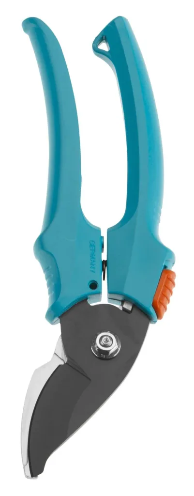 Classic bypass pruning shears, maximum cutting thickness 18 mm