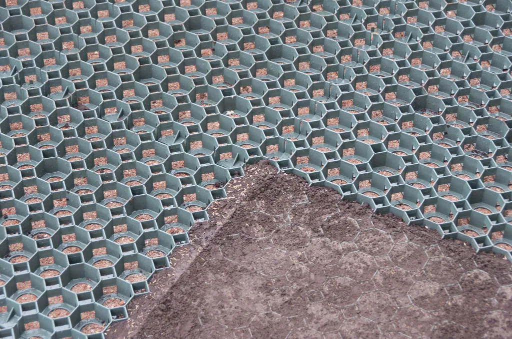 Lawn grid set 116 pieces