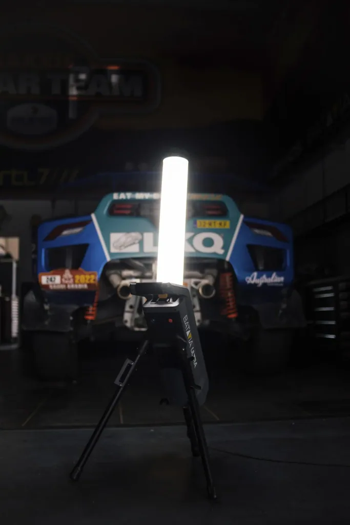 Maxxpack 18V hybride LED-werklamp 360° met statief (zonder accu en lader)