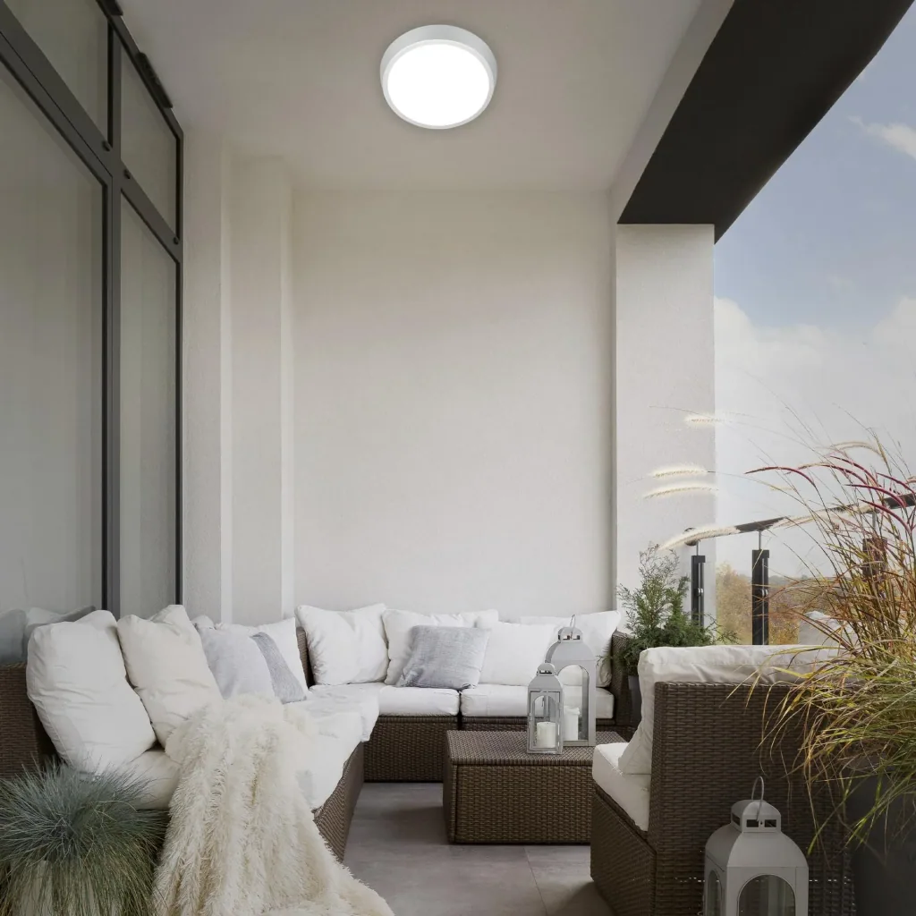 HAGEN LED outdoor light, wall and ceiling light, silver, IP44, 24 watts, 2,160 lm, 4,000 K