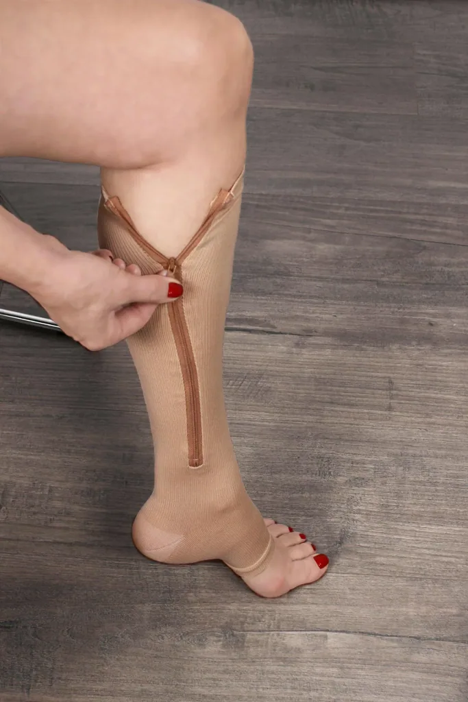 Compression knee socks, size L/XL