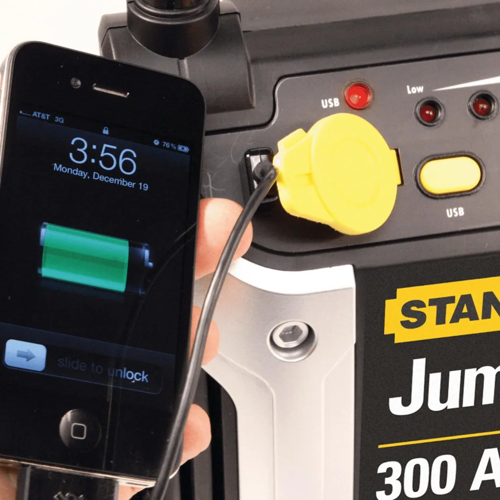 Jumpstarter with battery and LED light J309E 12V 300A