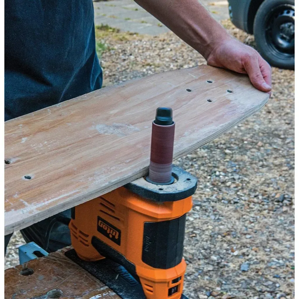 650 W portable oscillating sander