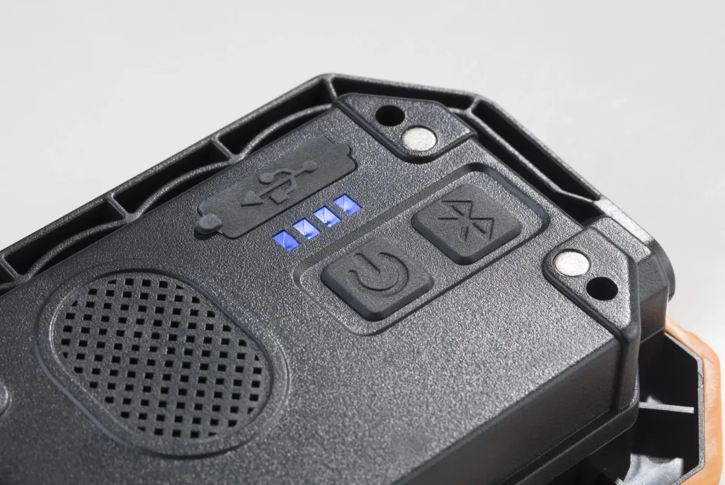 LED work light with Bluetooth speaker
