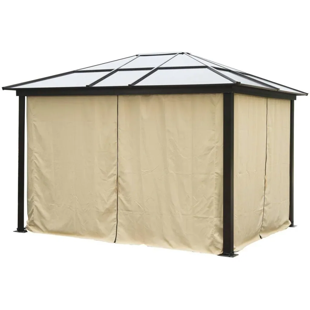Garden tent with translucent roof