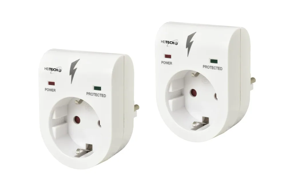 Surge protection adapter child protection with status indicator - set of 2