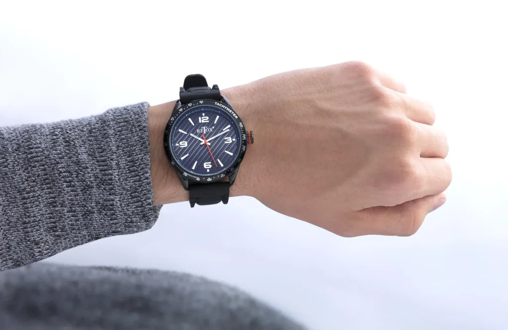 Men's wristwatch
