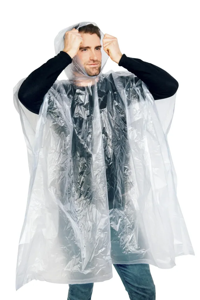 Rain poncho in one size, waterproof, with snap fasteners, color transparent