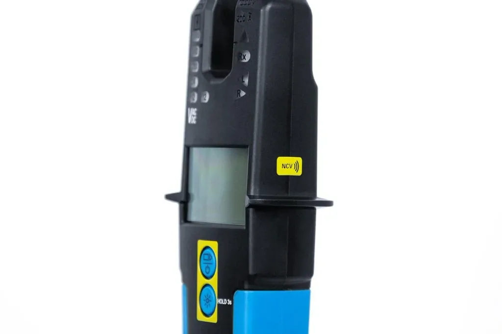 Current and voltage tester with LED/LCD display, up to 1500V DC, up to 1000V AC, up to 200A AC/DC