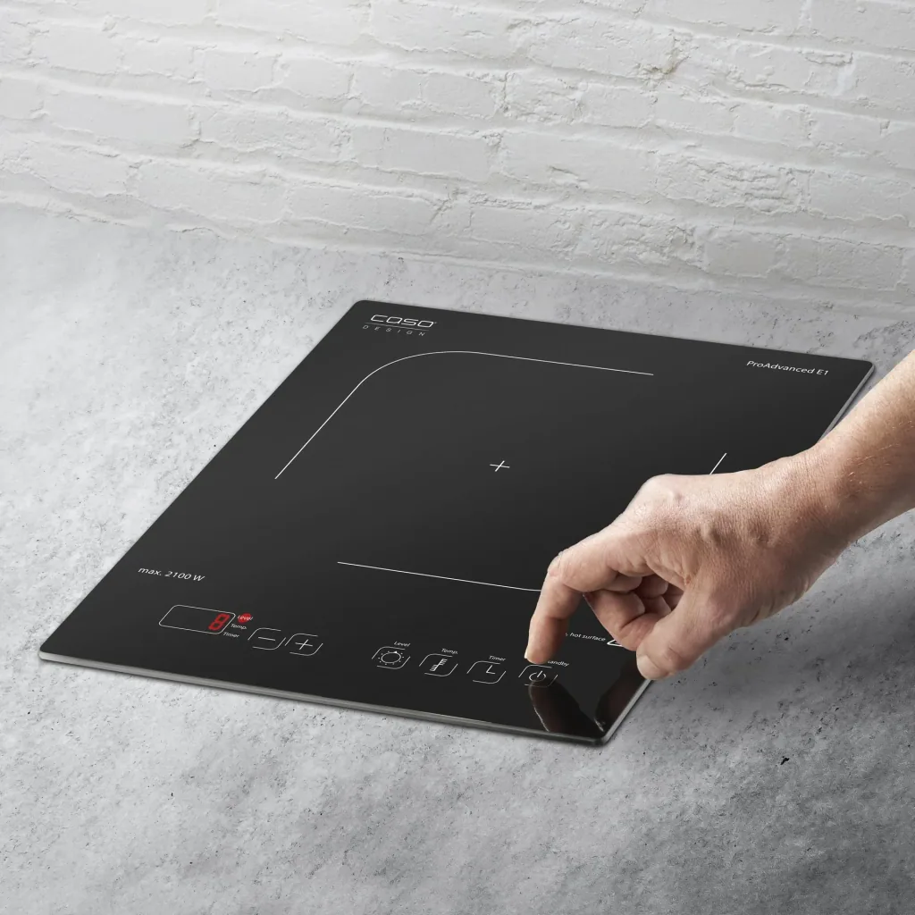 Single induction hob "ProAdvanced E1", 12 temperature levels, Ø 12-24 cm, 2100 watts